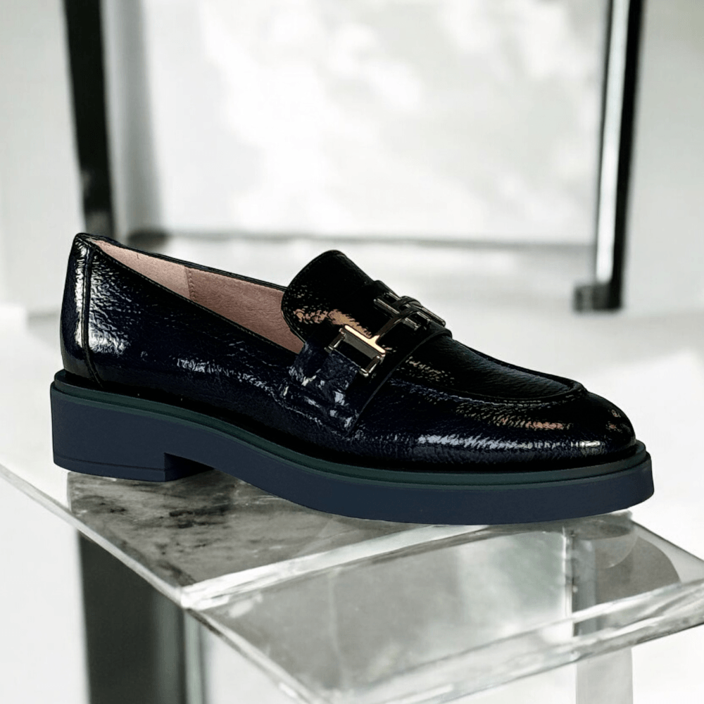 Womens Hispanitas 243632 Navy Patent Loafers
