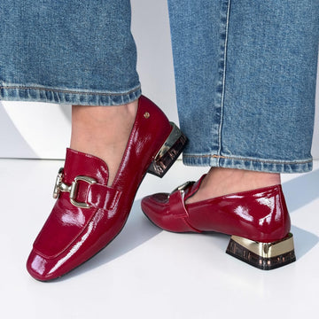 Womens Zanni & Co Zuluk Loafers - Cherry Patent