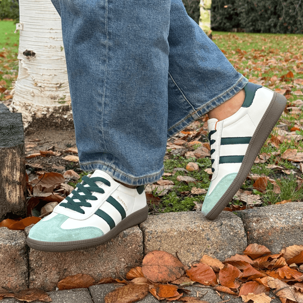 Womens Drilleys Sixty Four Gumsole Trainers- Forest Cream