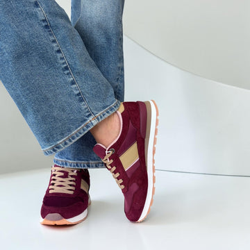 Womens Refresh 176092 Trainers - Burgundy