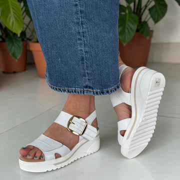 Womens Redz T42 Leather Wedge Sandals - White