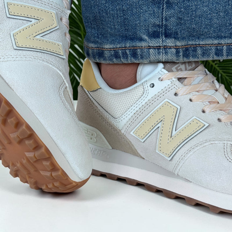 Womens New Balance W574 Trainers - Sea Salt