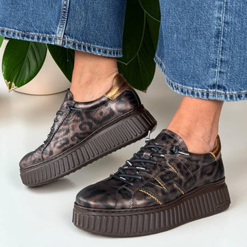 Womens Wonders 5201 Leopard Metallic Platform Shoes - Leopard Metallic