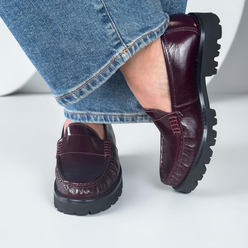 Womens Unisa Fijo Burgundy Loafers - Burgundy