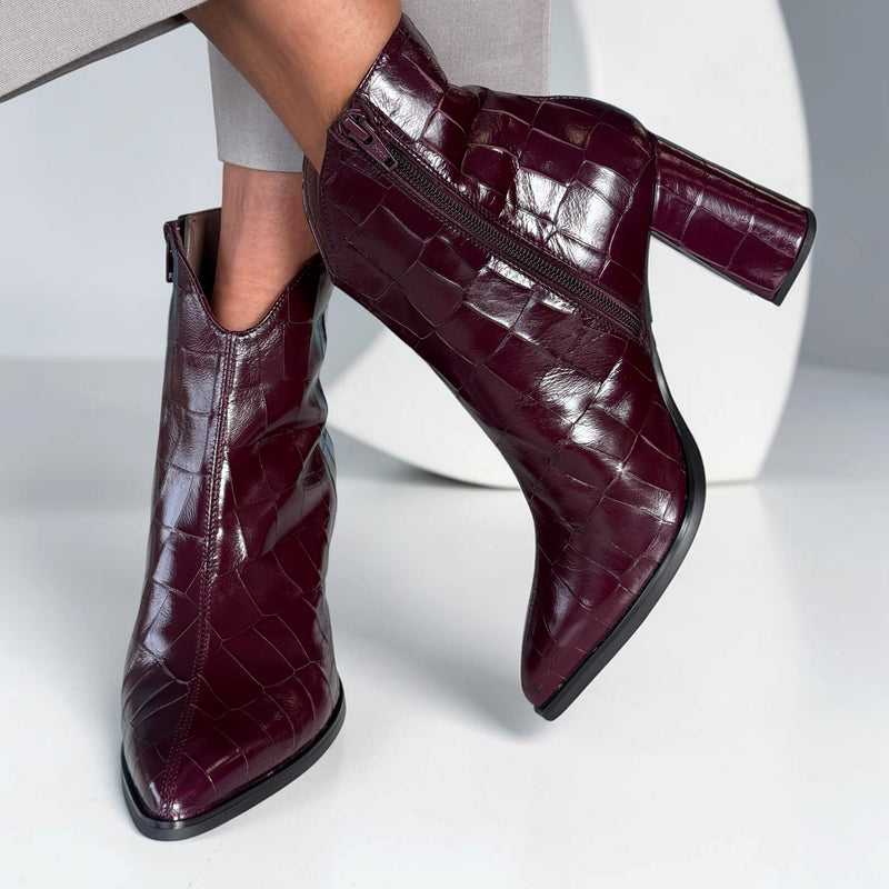 Womens Wonders 5444 Ankle Boots - Vino