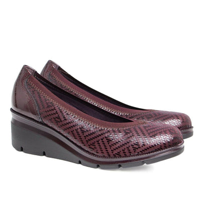 Womens Pitillos 11532 Burgundy Wedge Pumps - Burgundy