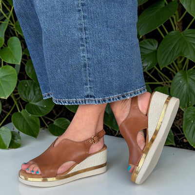 Womens Zanni & Co Kaimla One Wedge Sandals - Driftwood