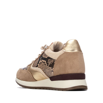 Womens Refresh 176109 Trainers - Beige