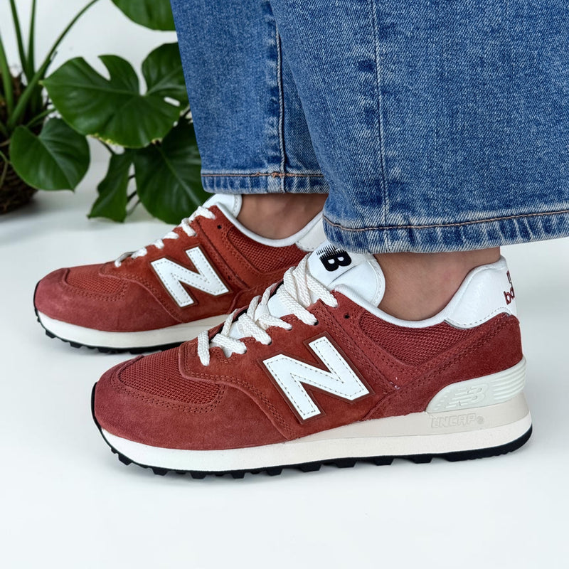 Unisex New Balance U574 Trainers - Maple