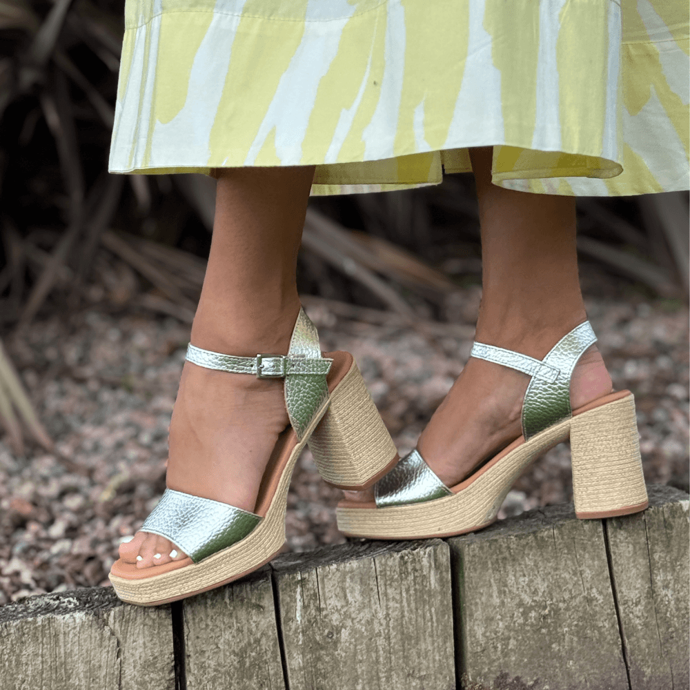 Womens Oh My Sandals 5372 Jute Block Heel Sandals