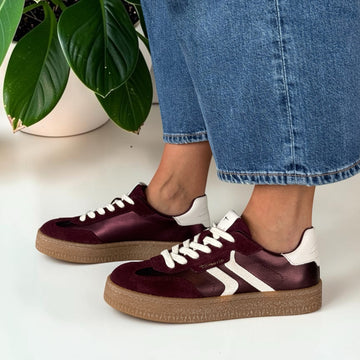 Womens Tamaris 23723 Laced Trainers - Bordeaux Metallic