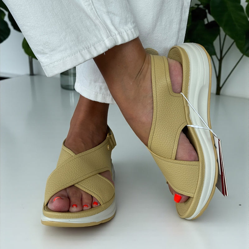 Womens Xti 145172 Crossover Sandals - Yellow