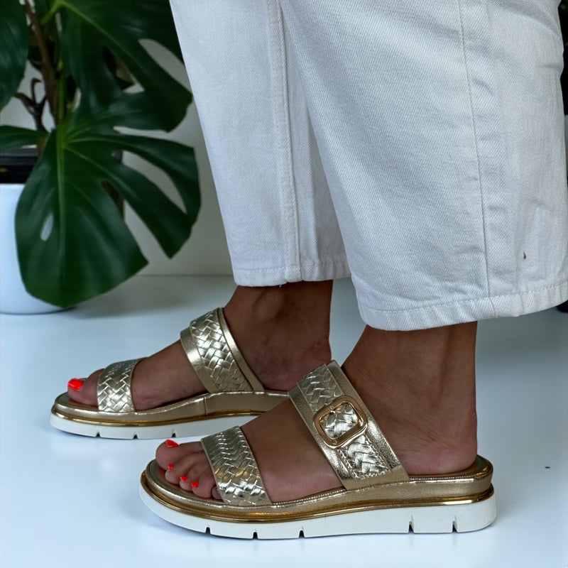 Lunar Elli Woven Strap Sliders - Gold