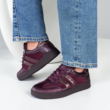 Womens Refresh 176085 Trainers - Burgundy