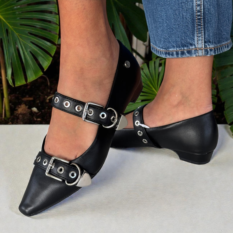 Womens Xti 144266 Buckle 2 Strap Flat Pumps - Black