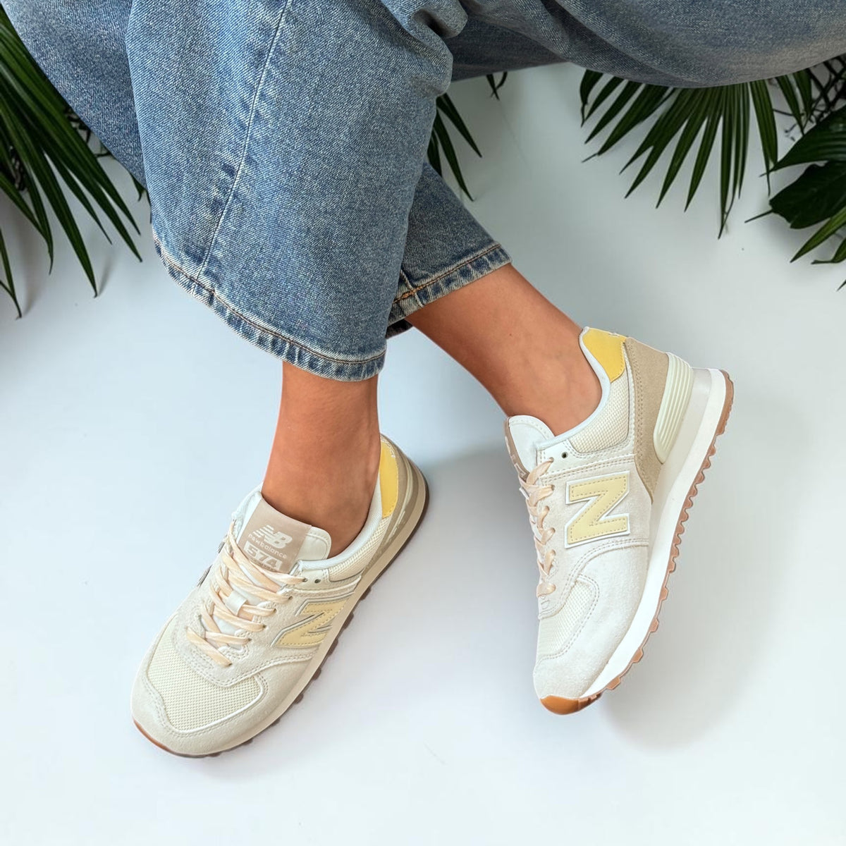 Womens New Balance W574 Trainers