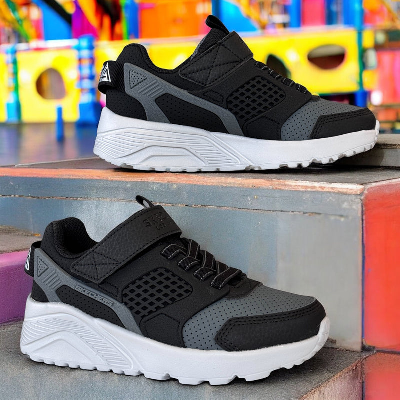 Boys Skechers Street Uno Lite Trainers - Black