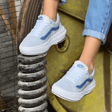 Womens Vans Old Skool Overt CC Trainers - Light Blue