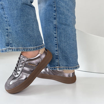 Womens Drilleys Thirty Two Trainers - Burnt Nickel