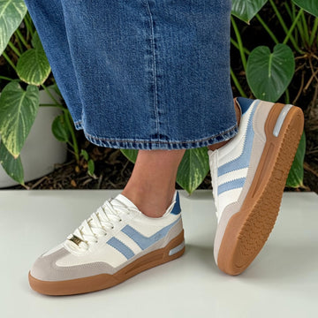 Womens Lloyd & Pryce McGhen Trainers - Bluetz Stripe