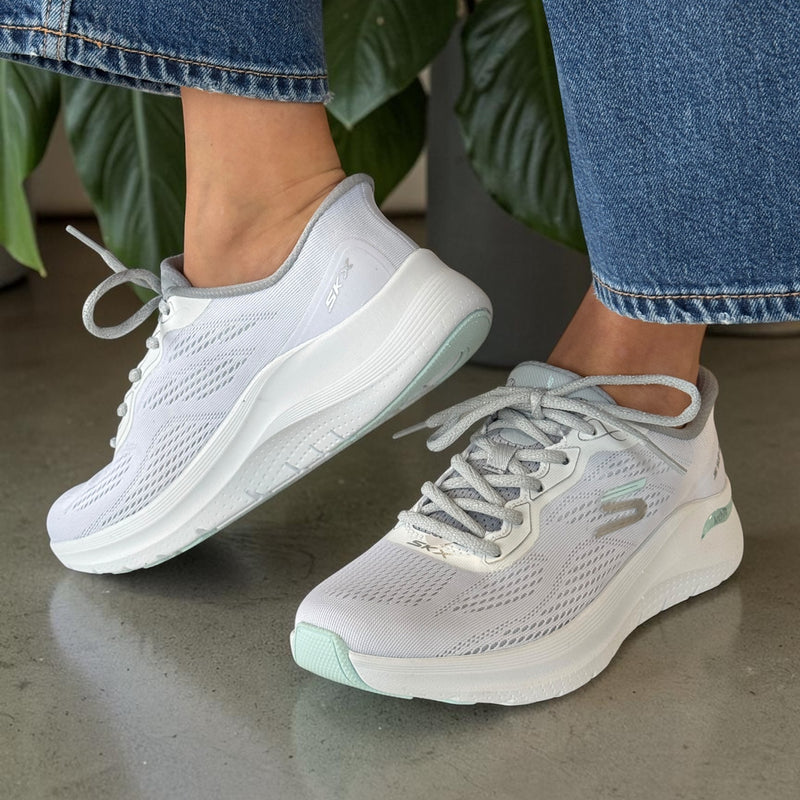 Womens Skechers 150338 White Arch Fit 2.0 Trainers - White