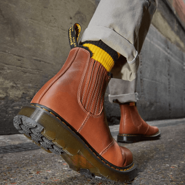 Mens Dr Martens 2976 Wintergrip Chelsea Boots - Tan