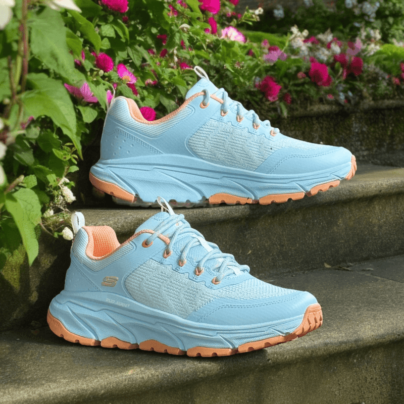 Womens Skechers Relaxed Fit: D'Lux Journey Trainers - Light Blue