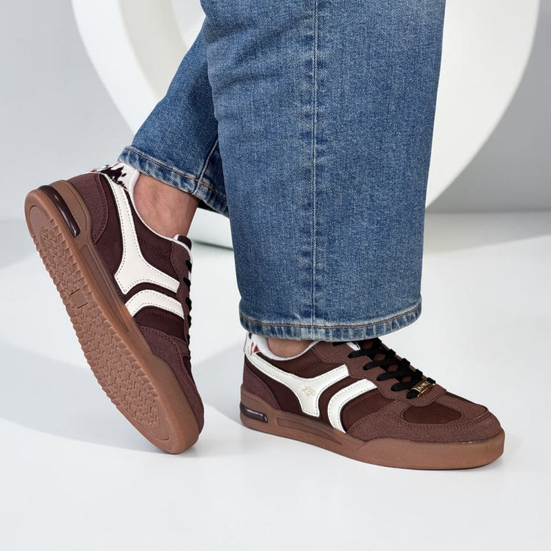 Womens Lloyd & Pryce Chobot Ganache Trainers - Ganache