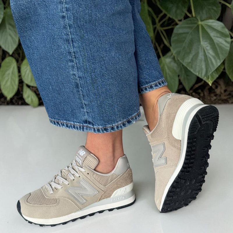 New Balance Womens 574 Trainers - Beige with White