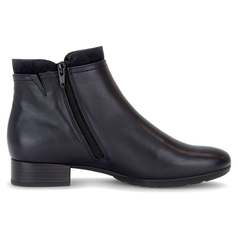 Womens Gabor 8031 Ankle Boots - Navy