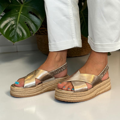 Womens Tamaris 28246 Light Gold Wedge Sandals - Light Gold