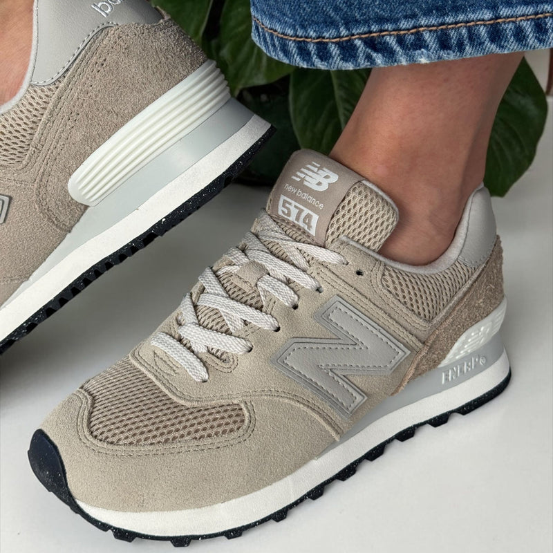 New Balance Womens 574 Trainers - Beige with White