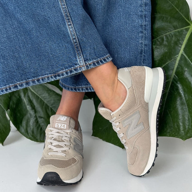 New Balance Womens 574 Trainers - Beige with White