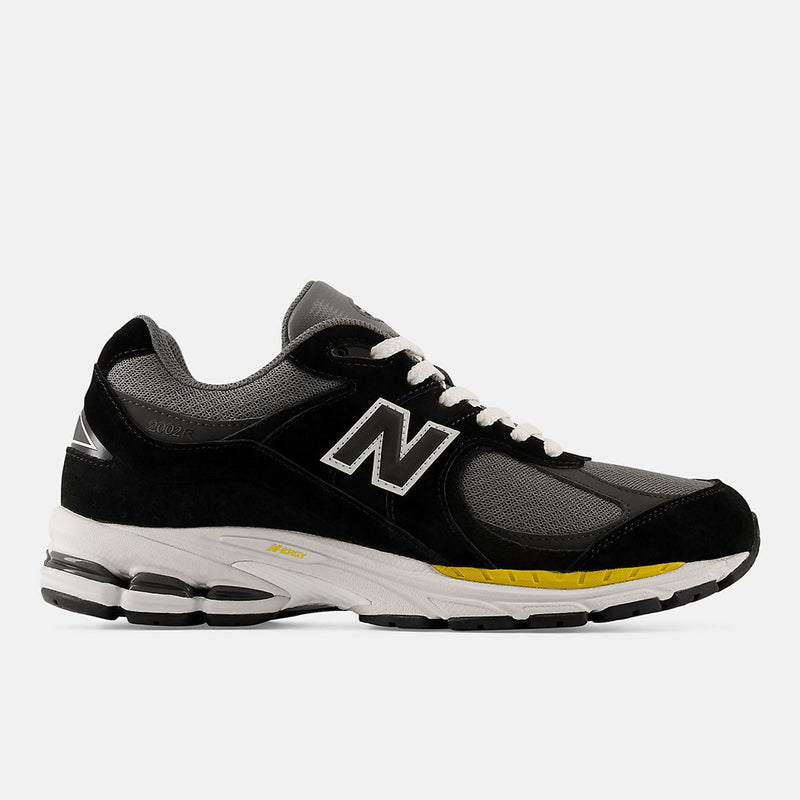 Unisex New Balance U2002R Trainers - Black