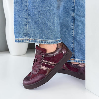 Womens Refresh 176085 Trainers - Burgundy