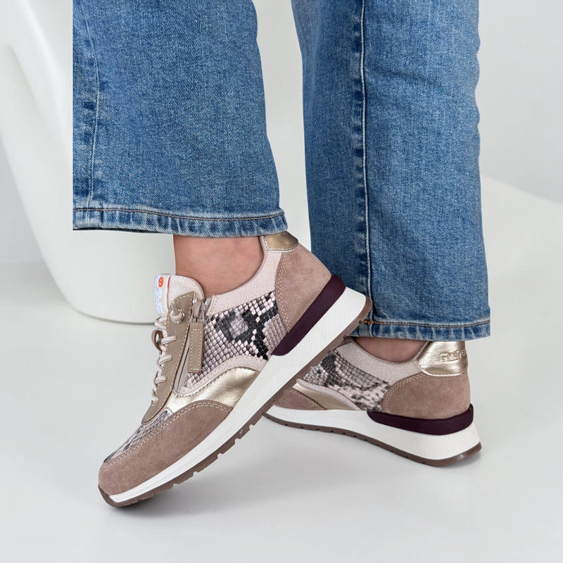 Womens Refresh 176109 Trainers - Beige