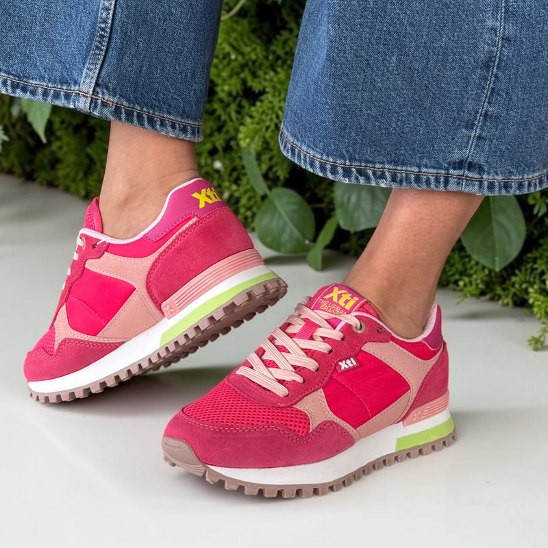 Womens Xti 145050 Mesh Sporty Trainers - Coral