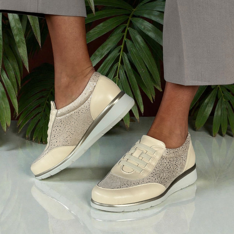 Womens Pitillos 11034 Cream Trainers - Cream