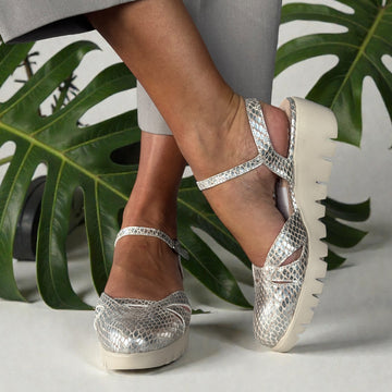 Womens Wonders 33352 Maya Champagne Wedge Sandals - Maya Champagne