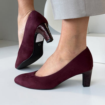 Womens Tamaris 22418 Court Shoe - Burgundy Comb
