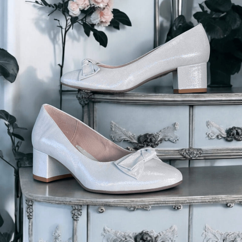 Womens Emis 7705 Court Shoes - Silver