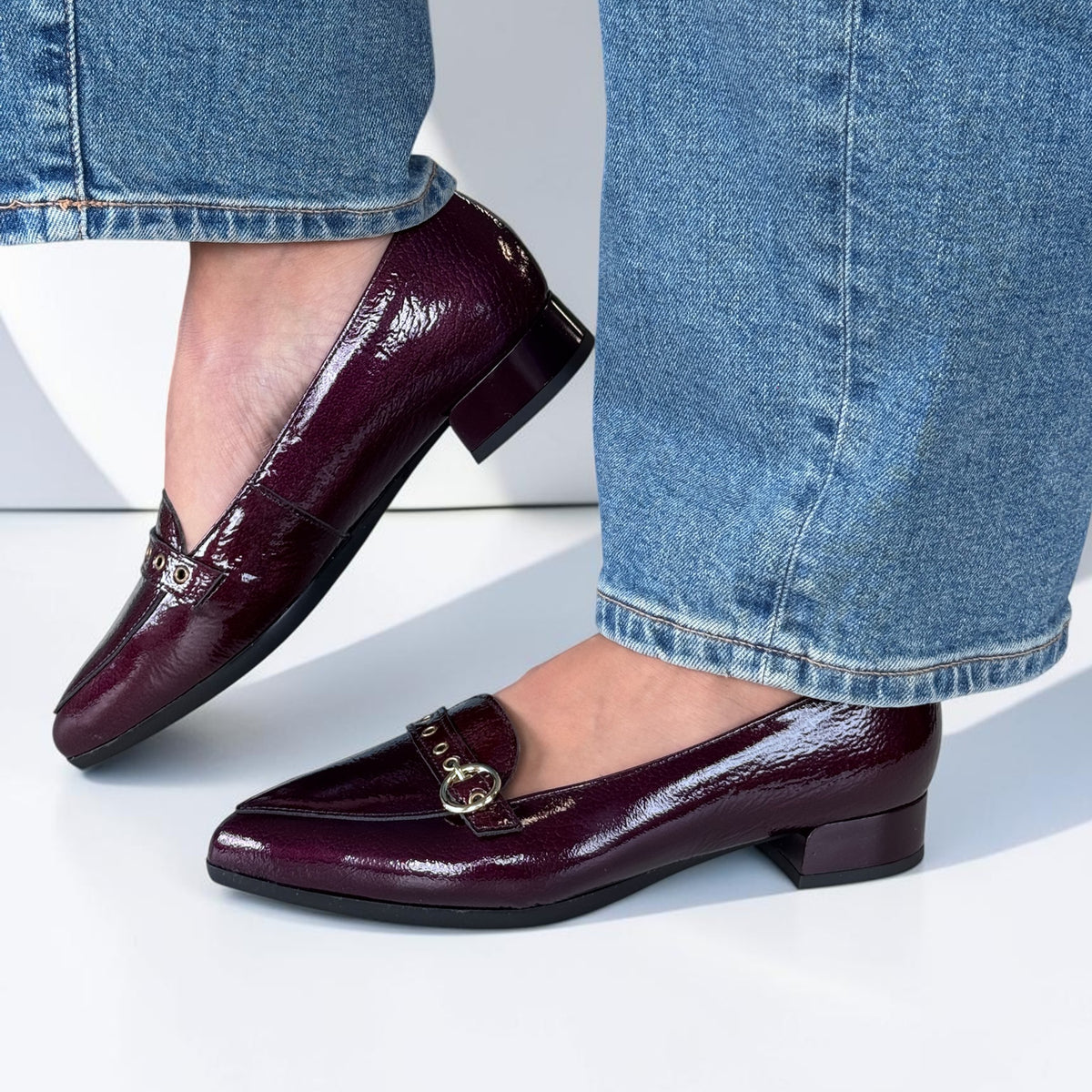 Womens Pitillos 11670 Burgundy Loafers