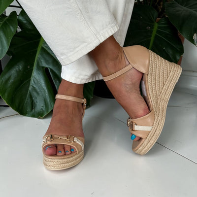 Womens Una Healy Ghostbuster Wedge Sandals - Chrysler