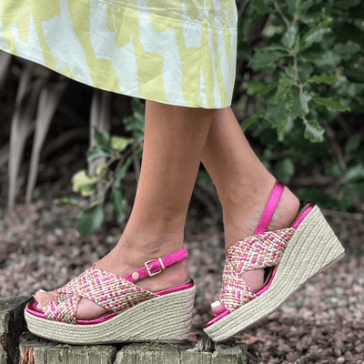 Womens Xti 143825 Fuchsia Multi Woven Crossover Wedge Sandals - Fuchsia