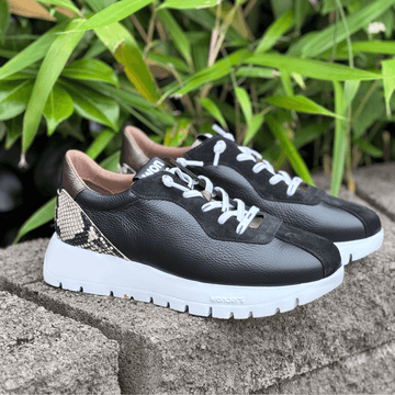 Womens Wonders A-2495 Black with Snake Print Heel Trainers - Black