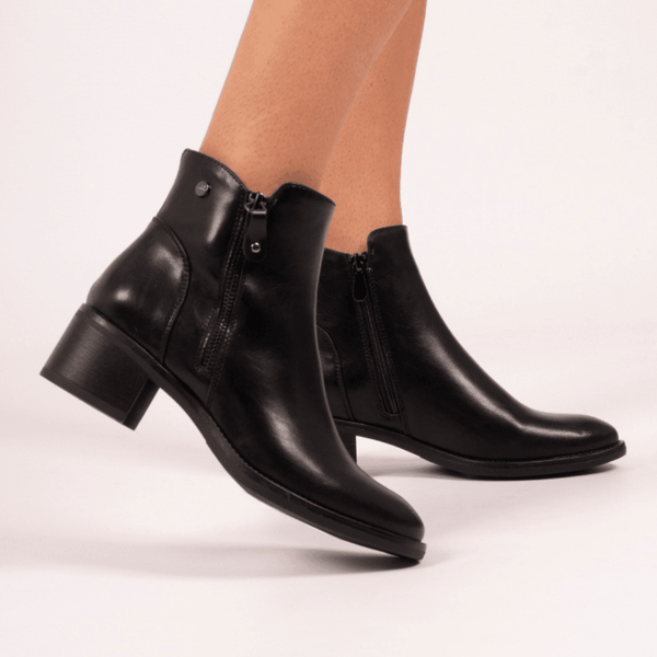 Womens Lunar Sabina Block Heeled Ankle Boots - Black