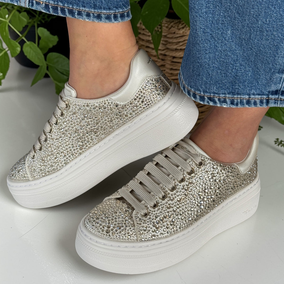Womens Tamaris 23795 Champagne Diamante Laced Trainers