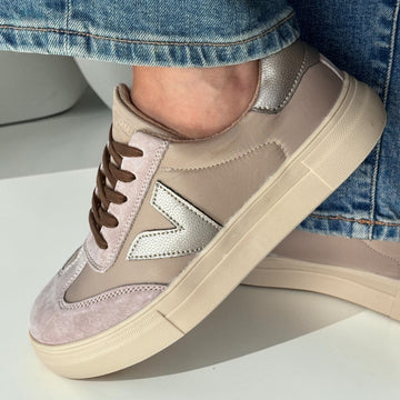 Womens Drilleys Signature Ninety Trainers - Divine
