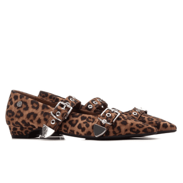 Womens Xti 144266 Buckle 2 Strap Flat Pumps - Leopard