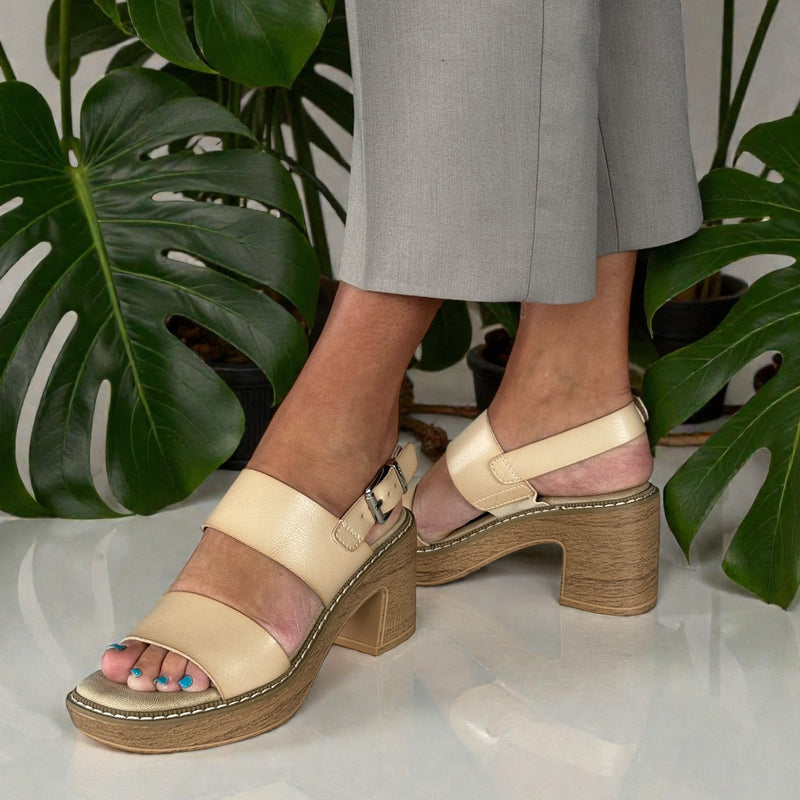 Womens Refresh 175173 Heeled Sandal - Beige Gold